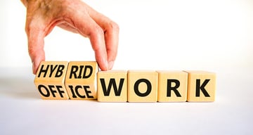 ハイブリッドワークとは? 課題や導入する際のポイント、メリットを解説